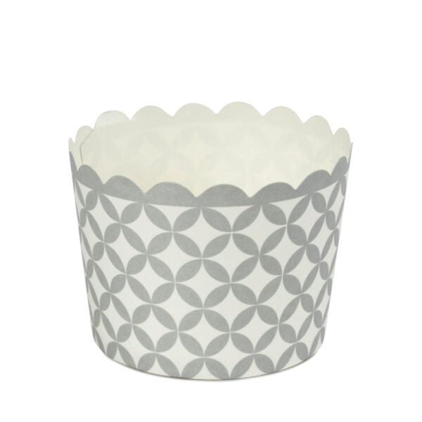 Scalloped White/Silver Baking Cup (20 Count)